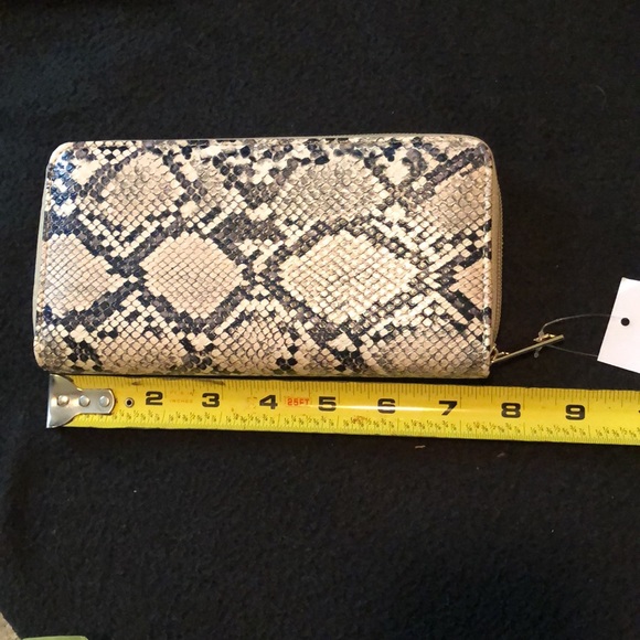 Single zipper wallet - Picture 4 of 4